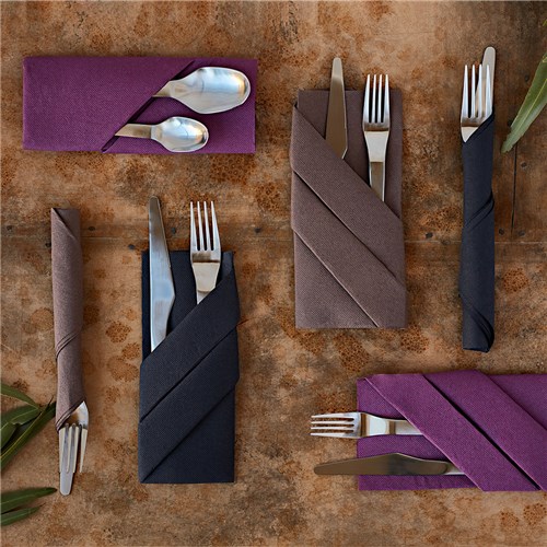 Lisah Quilted Paper Dinner Napkin Aubergine 1/4 Fold 380x380mm
